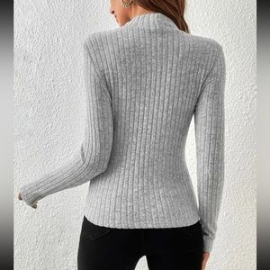 Grey turtleneck shirt long sleeve